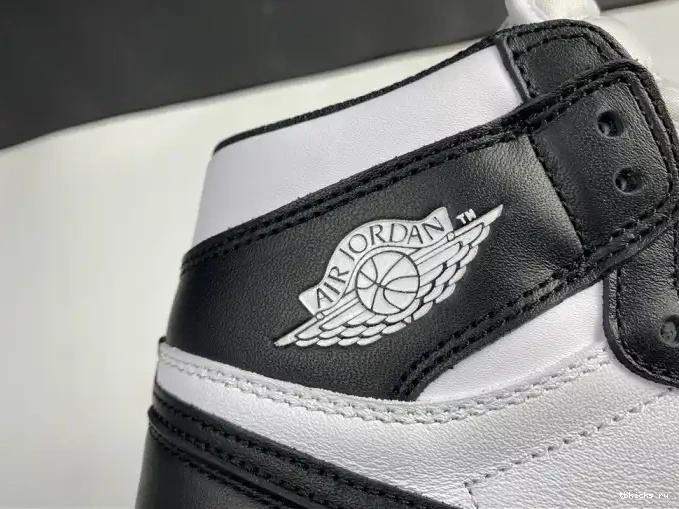 Cheap TB 555088-010 White (2014) 1 Black Jordan Retro Air 0615